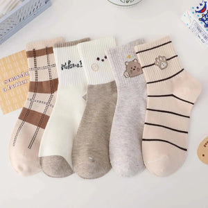 5 Pairs Women’s Mid-Tube Socks: Breathable and Comfortable Cotton Sports Socks for Autumn Winter SPINGHAR