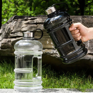 2L Portable Water Bottle Large Capacity Training Sports Workout Drink Bottle Shaker Bottle With Handle Outdoor Drinking Tools SPINGHAR